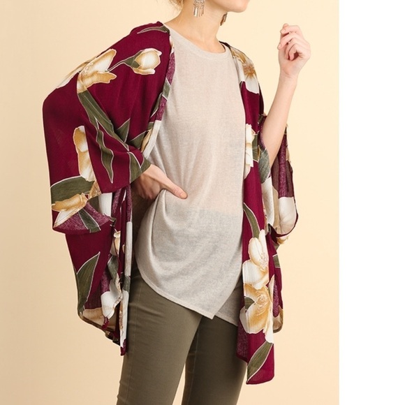 Floral kimono style wrap - Picture 3 of 4